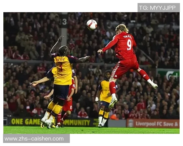 激烈对抗与团结奋进的一场难忘足球比赛记忆